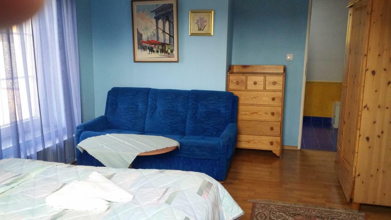 Gosciniec Ella Inn Lipniki Lipniki  Esterno foto